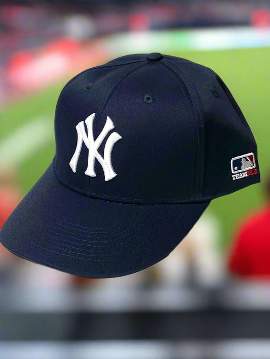 New York Yankees 2017 MLB M-300 Adult Home Replica Cap