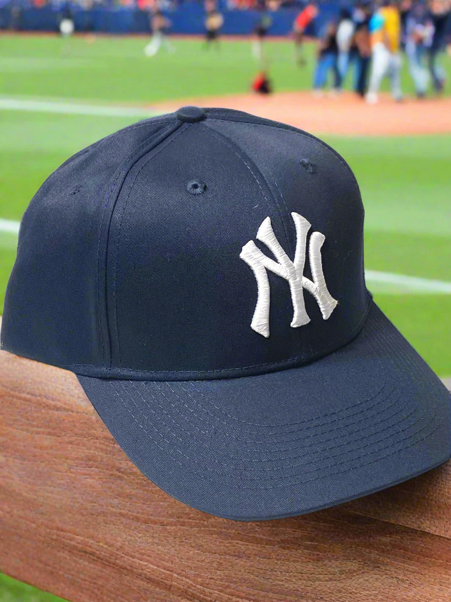 New York Yankees 2017 MLB M-300 Adult Home Replica Cap