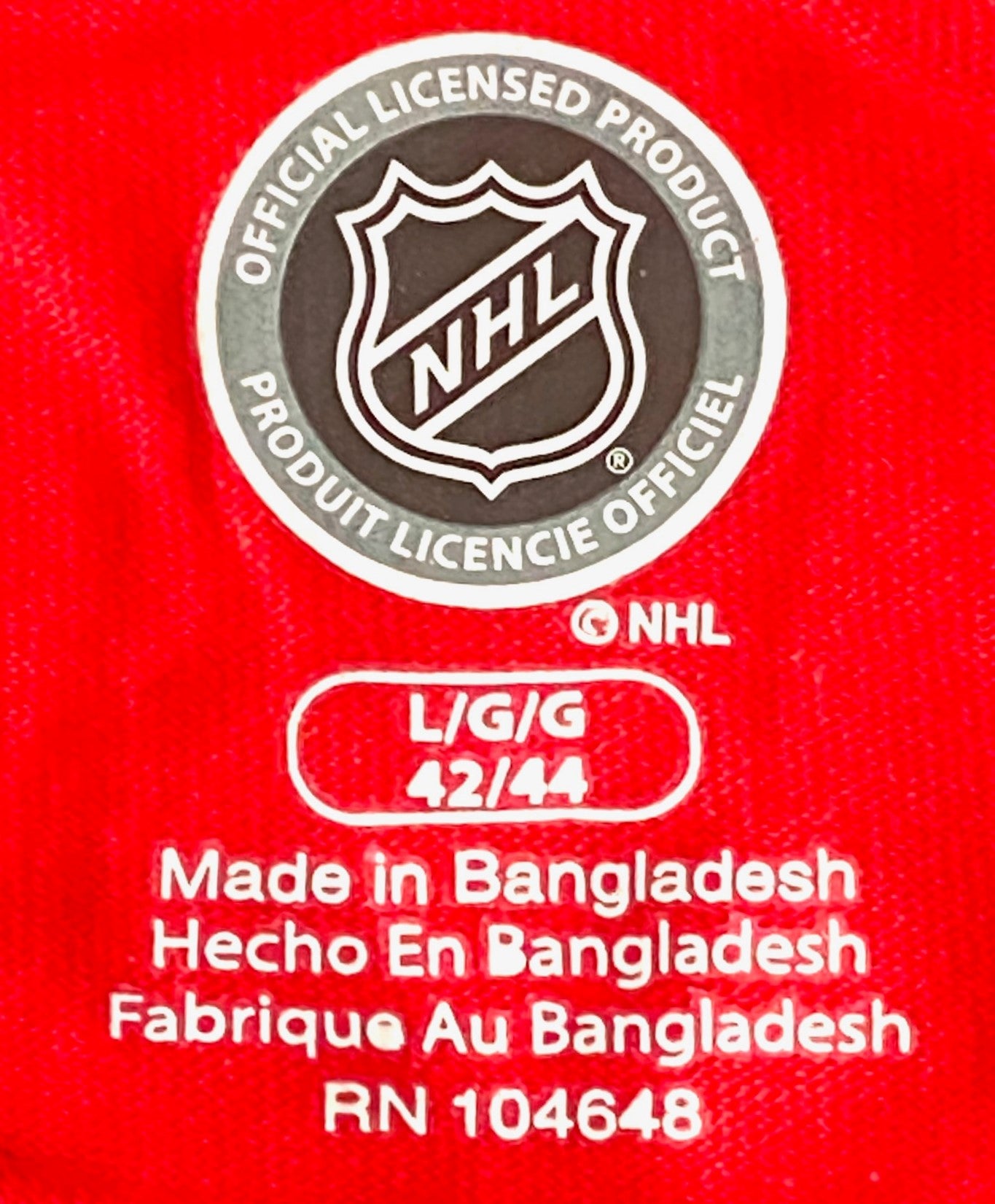 New Jersey Devils NHL Adult Large NOS Embroidered Red T-Shirt