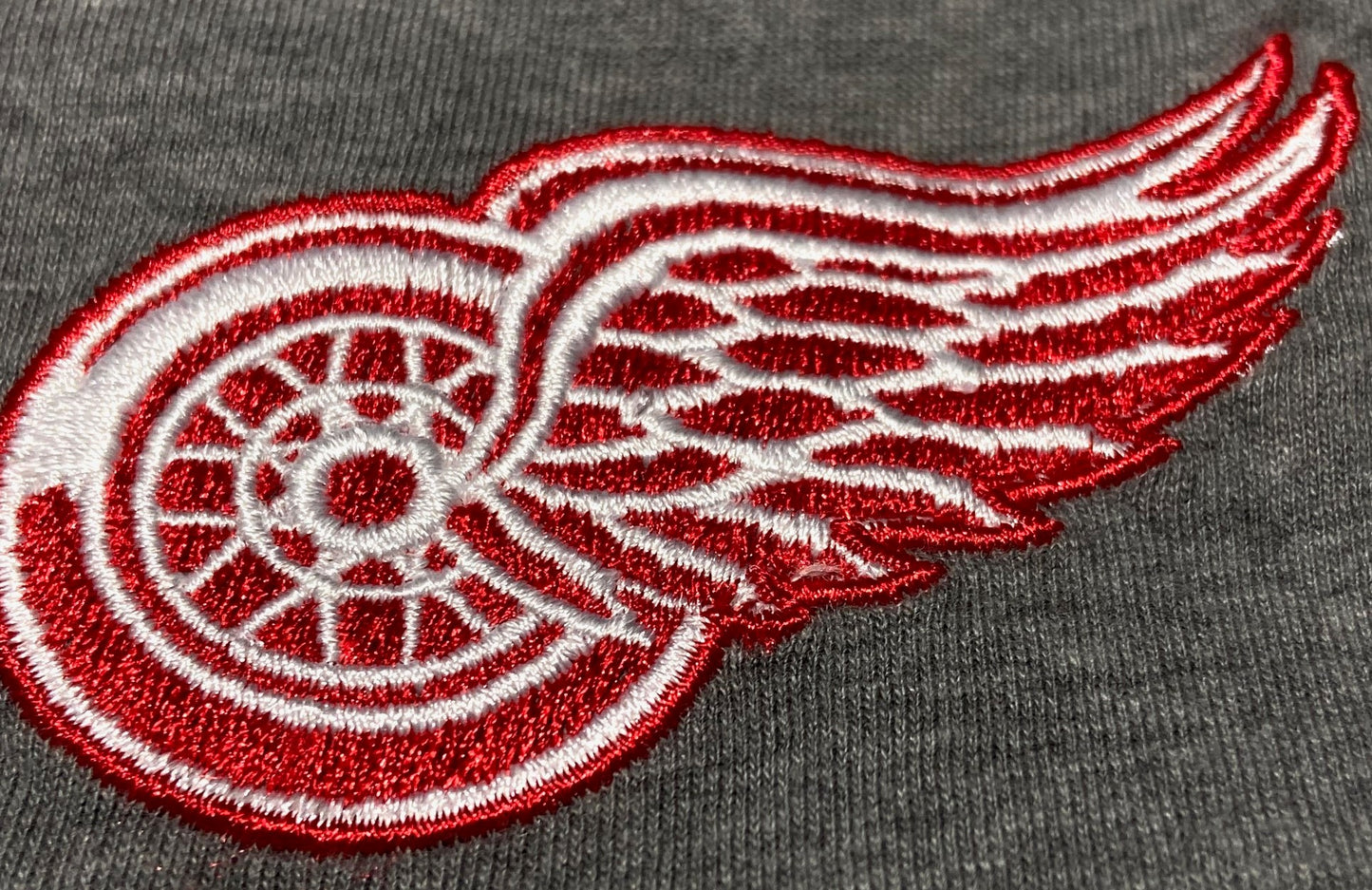 Detroit Red Wings 2016 NHL Embroidered Adult XL Gray NOS T-Shirt