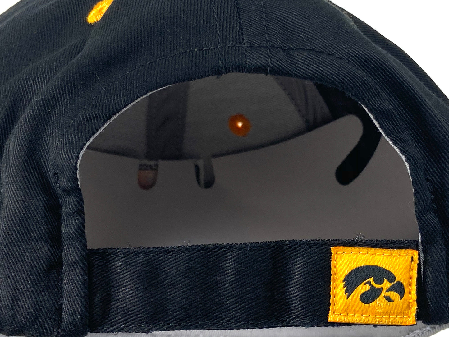 Iowa Hawkeyes NCAA Team Color NOS Logo Hat