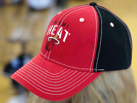 Miami Heat 2014 Adjustable Red & Black NOS Cotton Logo Cap