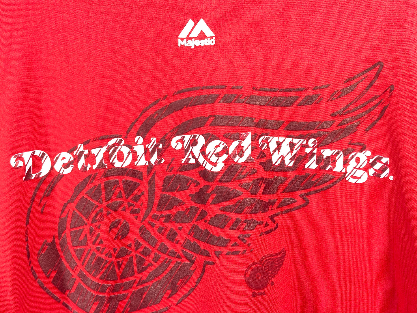 Detroit Red Wings 2016 NHL Red Cool Base Adult Medium NOS T-Shirt