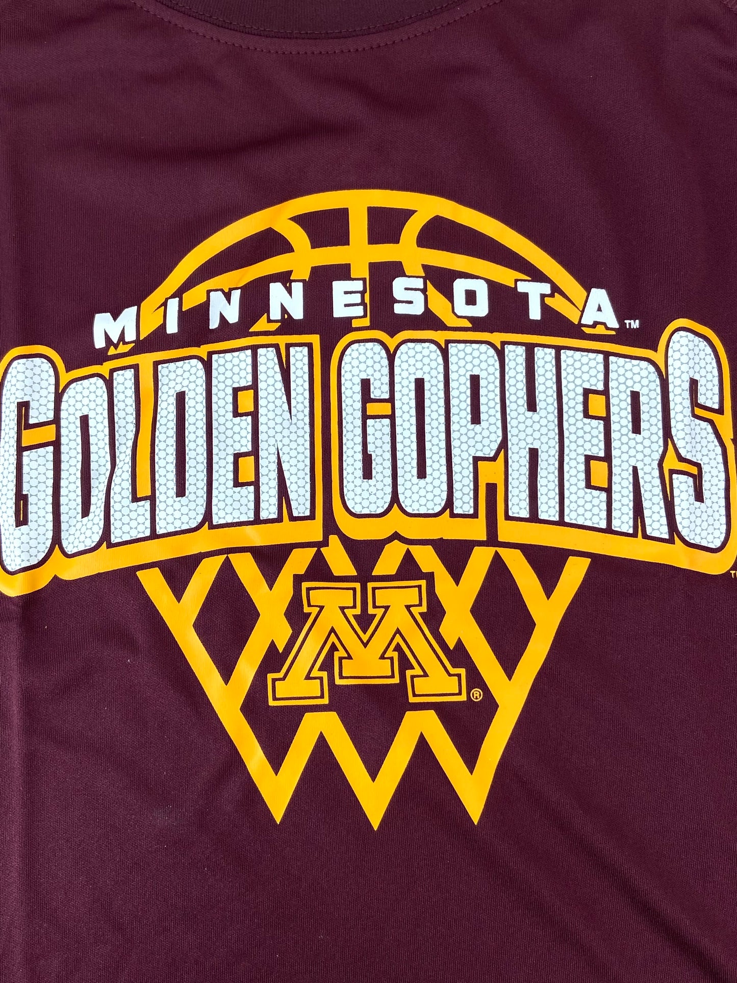 Minnesota Golden Gophers 2017 NCAA Team Color NOS Youth Lg. (12-14) T-Shirt
